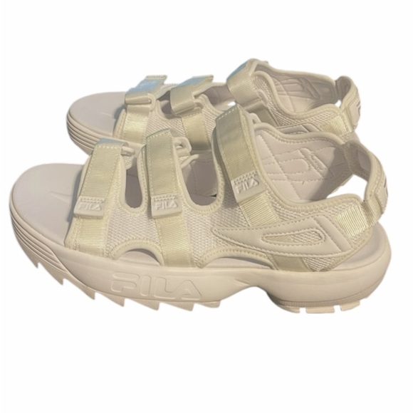 Fila Woman’s Disruptor Sandal Size 10 - Picture 2 of 9